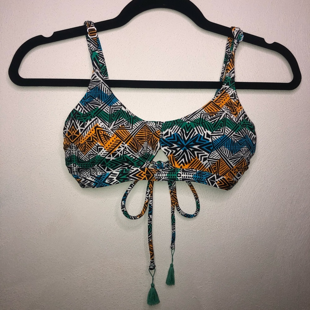 Trendy bath suit top 🐠 NWOT